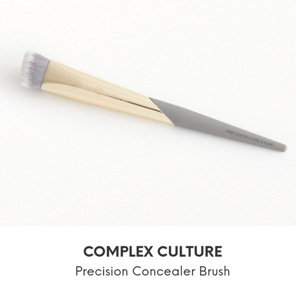 complex culture concealer brush